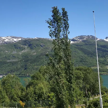 Summer Haus Hébergement de vacances Syreflot